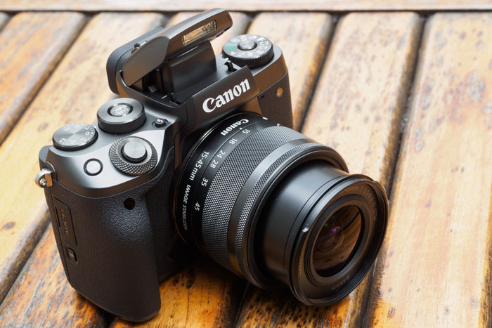 دوربین Canon EOS M5