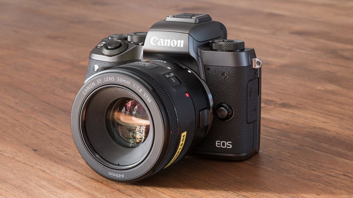 دوربین Canon EOS M5