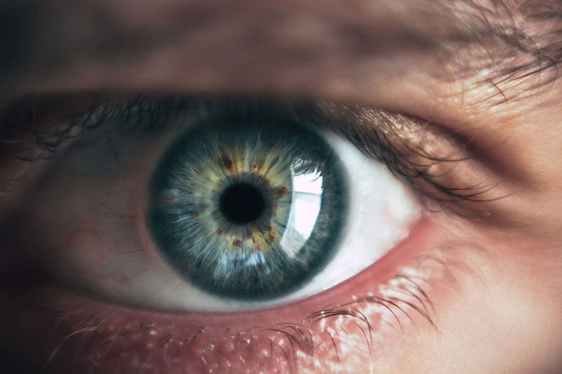 رزولوشن چشم انسان چند مگاپیکسل می باشد؟